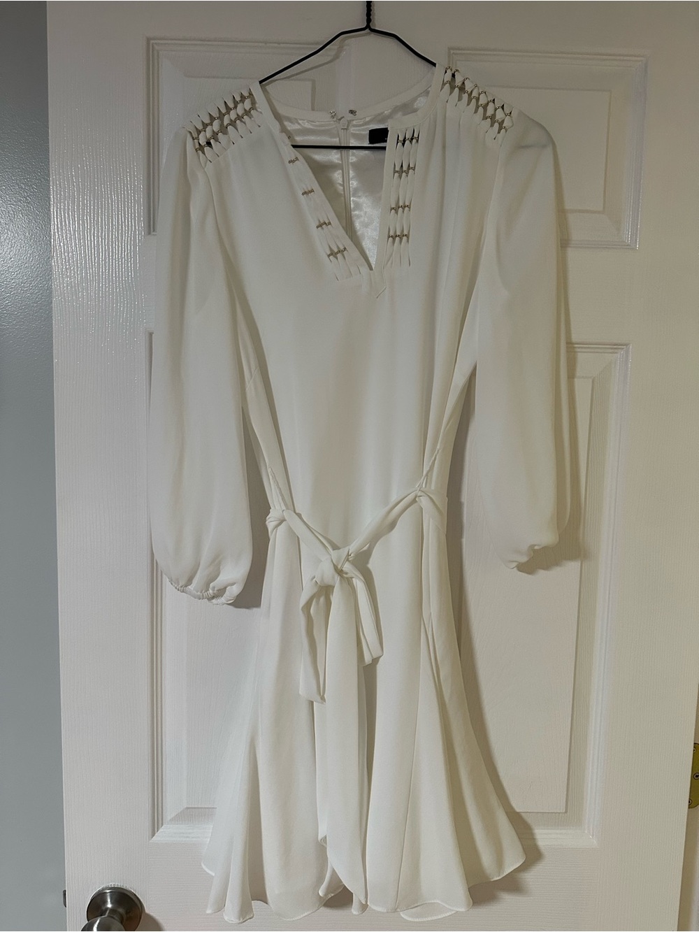 White Long-Sleeve V-Neck Tie-Waist Dress